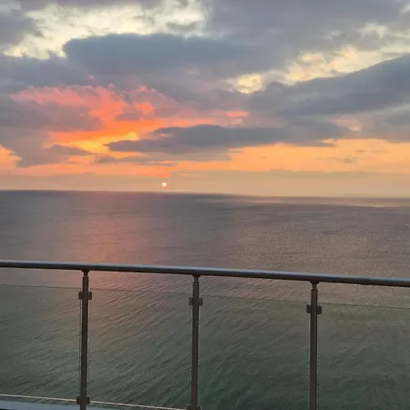 Amazing Panorama Sea View Апартаменты Бяла